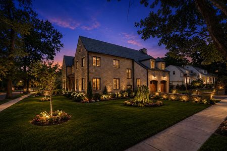 3 548 Sylvan Pl Twilight charm in a suburban home