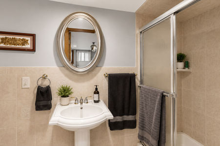 31. 224 US-206 Chester Modern bathroom with botanical accents