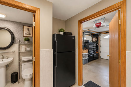 32. 224 US-206 Chester Tidy hallway with basement, garage access