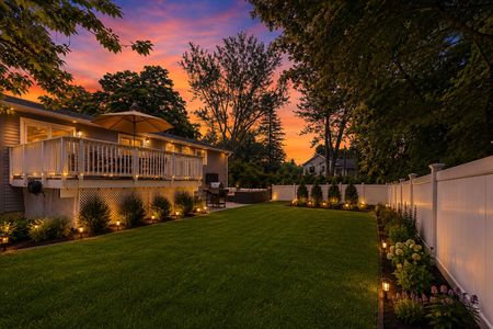 4 34 Middletown Montvale Cozy twilight back patio getaway