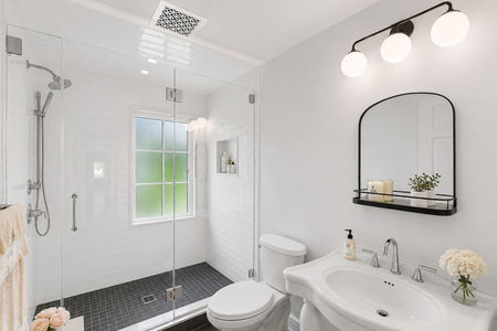 43 548 Sylvan Pl Modern spa-inspired bathroom retreat