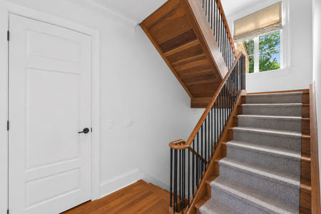 47 548 Sylvan. PL Modern staircase with wood accents