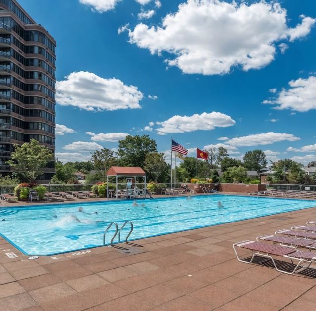 Carlyle Pool copy