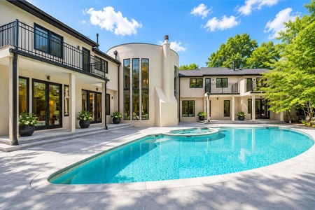 809 W Shore Dr, Kinnelon NJ - Daytime Pool