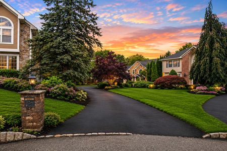 0. 5 Gates Pl Twilight driveway in a serene neighborhood
