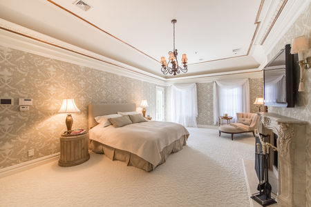 Fancy bedroom in 159 Anderson Ave Alpine NJ Proper