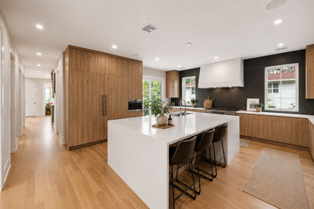 17. 14 Allison Modern kitchen with natural light