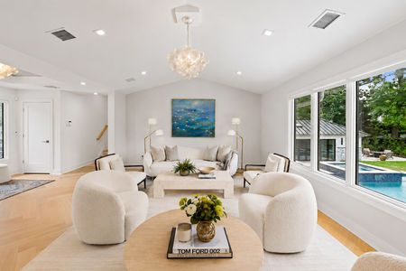 21. 35 Jane Modern minimalist living room with pool view