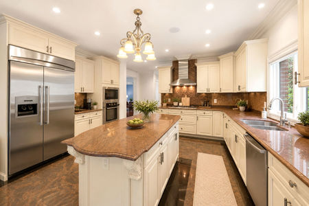 29. 335 Riverdael Elegant modern kitchen with island centerpiece