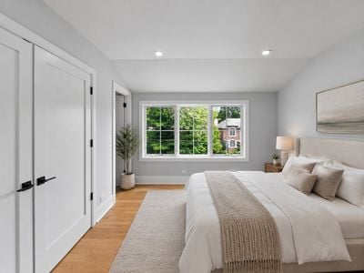 34. 14 Allison Drive - Minimalist bedroom with natural light