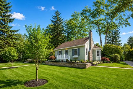 5 Exterior of 32 Brook St in Closter New Jersey Proper