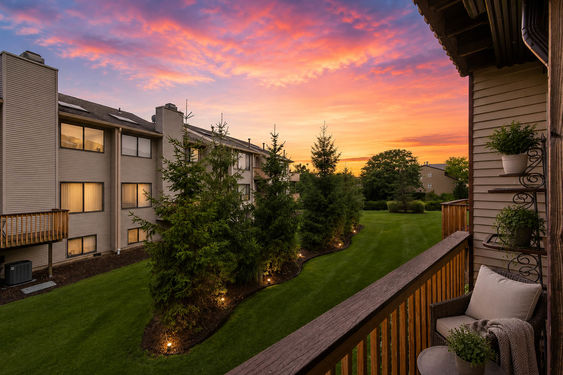 5 Kings Serene balcony with sunset view