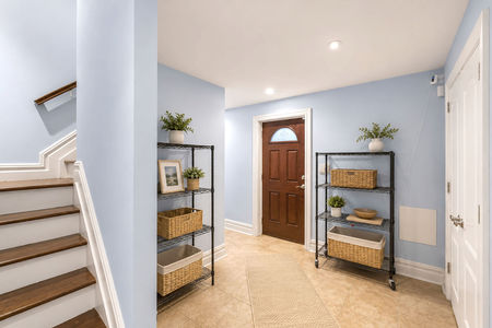 67. 335 Riverdale Modern farmhouse entryway with natural decor