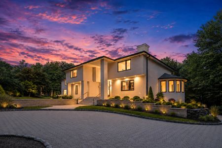 0.2. 1 Lambs Twilight Contemporary Woodland Home