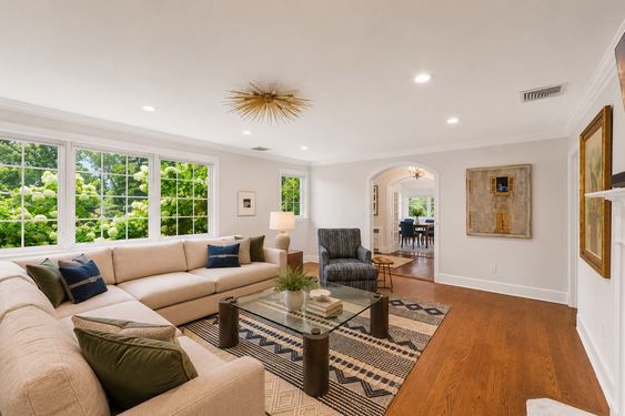0.26 16 N Brae Elegant Neutral Living Room with Garden Views