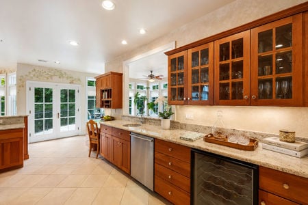 0.31c 38 Bridle Way Saddle River NJ Large Kitchen