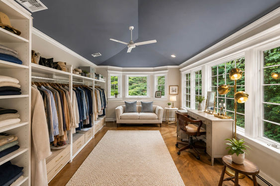 0.44a 16 N Brae Bright Luxe Closet Office Retreat