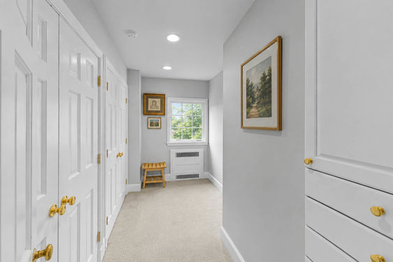 0.45 16 N Brae Elegant Neutral Hallway with Gold Accents