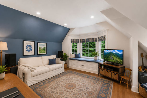 0.53 16 N Brae Cozy Blue Attic Living Room