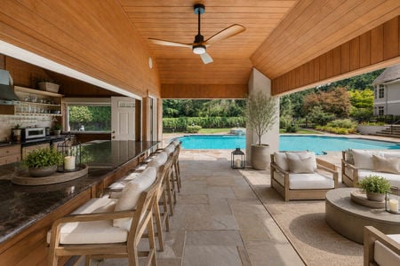 0.5e 38 Bridle Way Saddle River NJ Luxurious Poolside Outdoor Kitchen Retreat