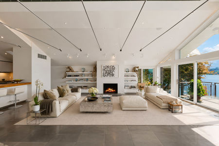 17. 23 Shore Modern Waterfront Living Room Retreat