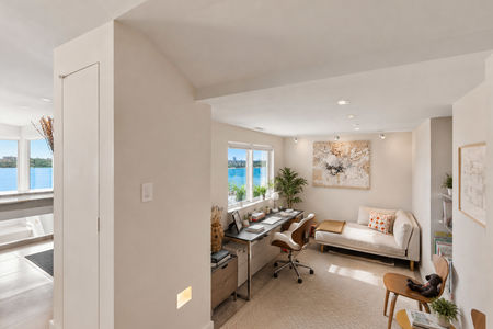 23. 23 Shore Airy Waterfront Home Office Lounge