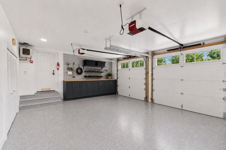 65. 108 Briarwood Organized garage