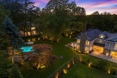 76. 108 Briarwood Twilight Luxury Backyard Retreat