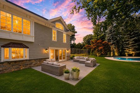 93. 108 Briarwood Golden Hour Backyard Retreat