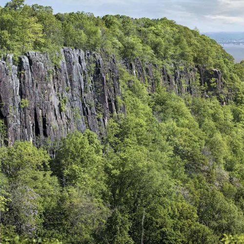 Top Attractions in Englewood Cliffs for Locals or Tourists