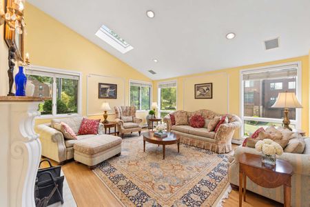 0.15 Townhouse 2 Sutton Place Englewood NJ-4