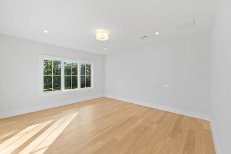 0.53 Inside 90 Essex Dr Tenafly NJ -49