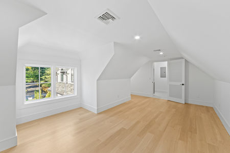 0.63 Inside 90 Essex Dr Tenafly NJ -59