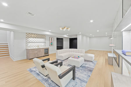 0.67 Inside 90 Essex Dr Tenafly NJ -63