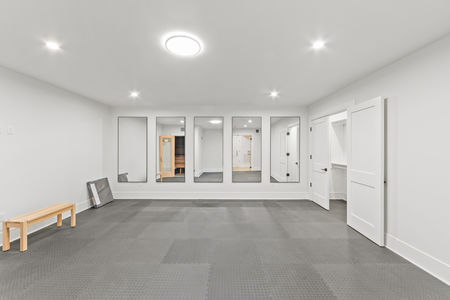 0.73 Inside 90 Essex Dr Tenafly NJ -69