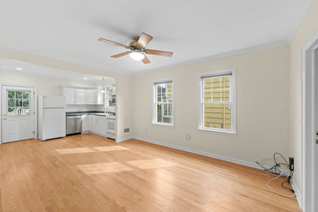 17 31 Wanamaker Unit 1