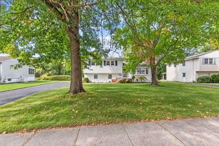 2 299 Charnwood Rd New Providence NJ