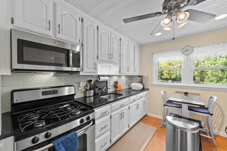 21 299 Charnwood Rd New Providence NJ