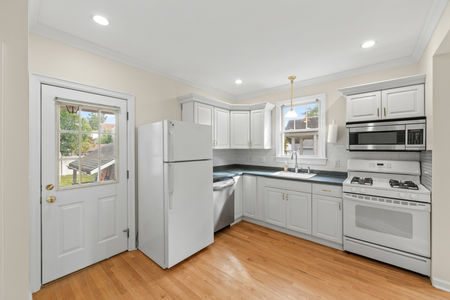 22 31 Wanamaker Unit 1