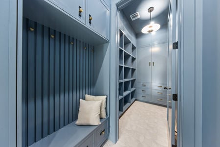 28 Mudroom