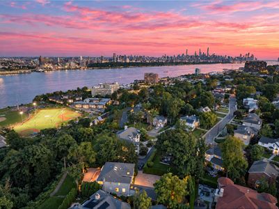 3 Fort Lee, Edgewater & Manhattan at twilight