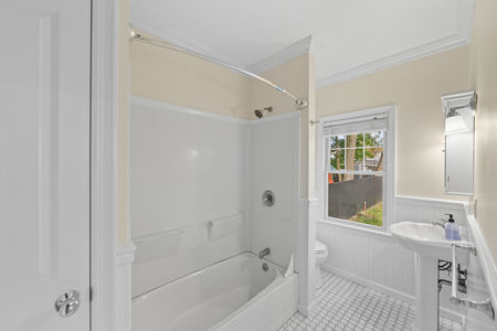 33 31 Wanamaker Unit 1