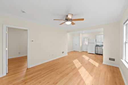 40 31 Wanamaker Unit 1