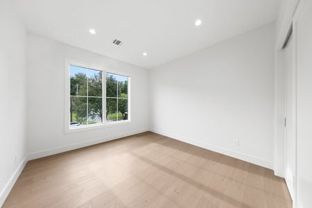 42 fourth bedroom
