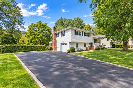 9 299 Charnwood Rd New Providence NJ