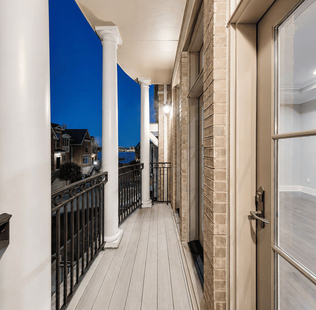 The Moorings Balcony