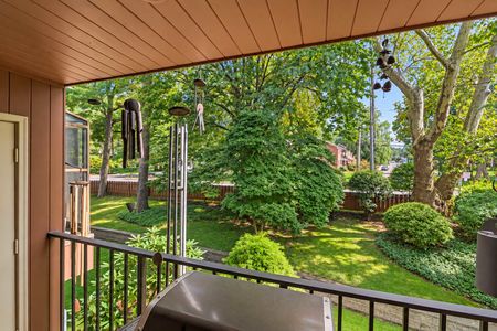 Townhouse 2 Sutton Place Englewood NJ-11a