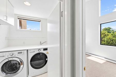 Townhouse 2 Sutton Place Englewood NJ-34