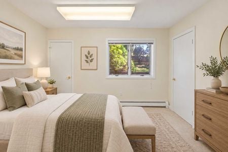 Townhouse 2 Sutton Place Englewood NJ-41