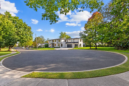 03 dead end at 236 WoodCrest Paramus NJ
